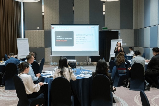 Ra mắt Red Academy: Trung tâm huấn luyện truyền thông tiếp thị với mô hình đào tạo nhắm trúng đích- Ảnh 3. Ra mắt Red Academy: Trung tâm huấn luyện truyền thông tiếp thị với mô hình đào tạo nhắm trúng đích- Ảnh 3.