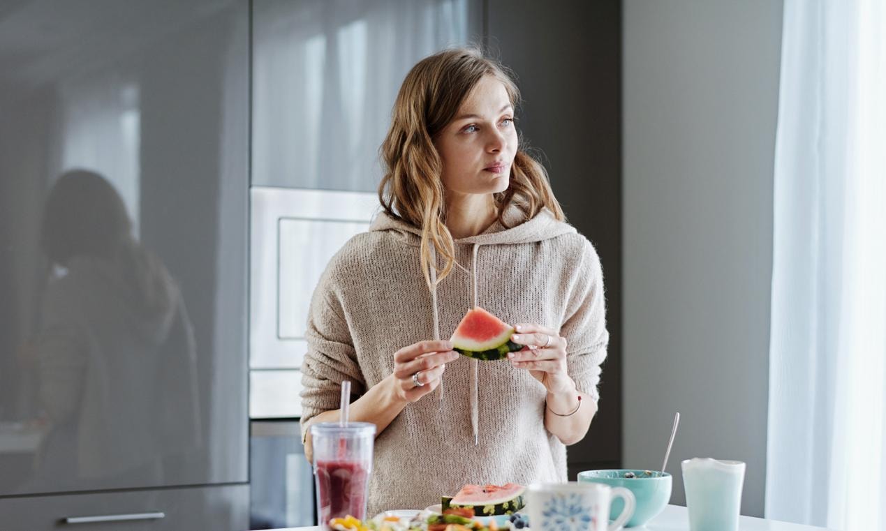 10 thói quen giúp đường ruột ‘tự chữa lành’ mà không cần chế độ ăn kiêng nghiêm ngặt- Ảnh 1. 10 thói quen giúp đường ruột ‘tự chữa lành’ mà không cần chế độ ăn kiêng nghiêm ngặt- Ảnh 1.