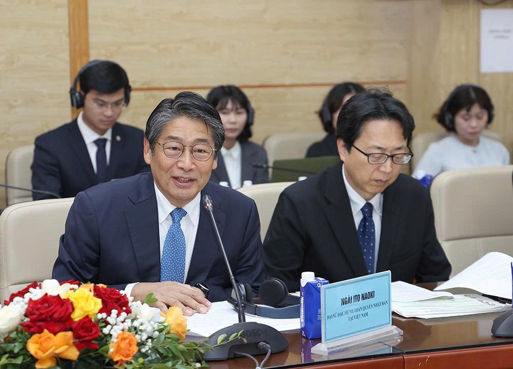 Bộ trưởng Đào Hồng Lan hội đàm song phương với Thống đốc tỉnh Kanagawa, thúc đẩy hợp tác y tế Việt Nam - Nhật Bản- Ảnh 4. Bộ trưởng Đào Hồng Lan hội đàm song phương với Thống đốc tỉnh Kanagawa, thúc đẩy hợp tác y tế Việt Nam - Nhật Bản- Ảnh 4.