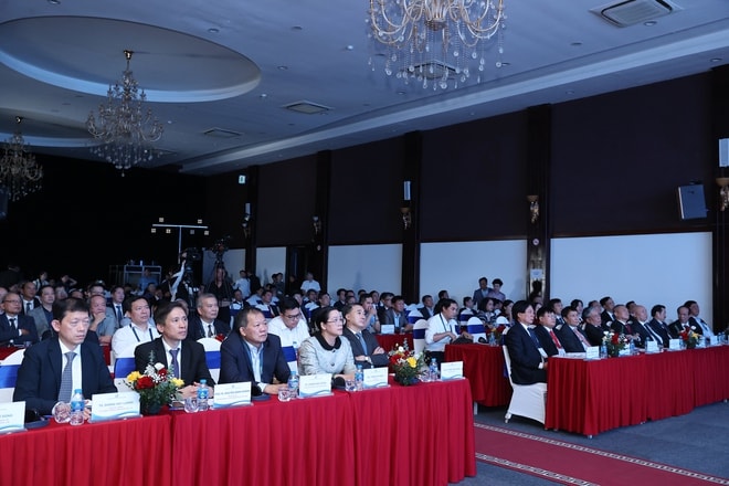 Đẩy mạnh phẫu thuật thông minh, công nghệ phục hồi nhanh để giảm thời gian nằm viện của người bệnh- Ảnh 2. Đẩy mạnh phẫu thuật thông minh, công nghệ phục hồi nhanh để giảm thời gian nằm viện của người bệnh- Ảnh 2.