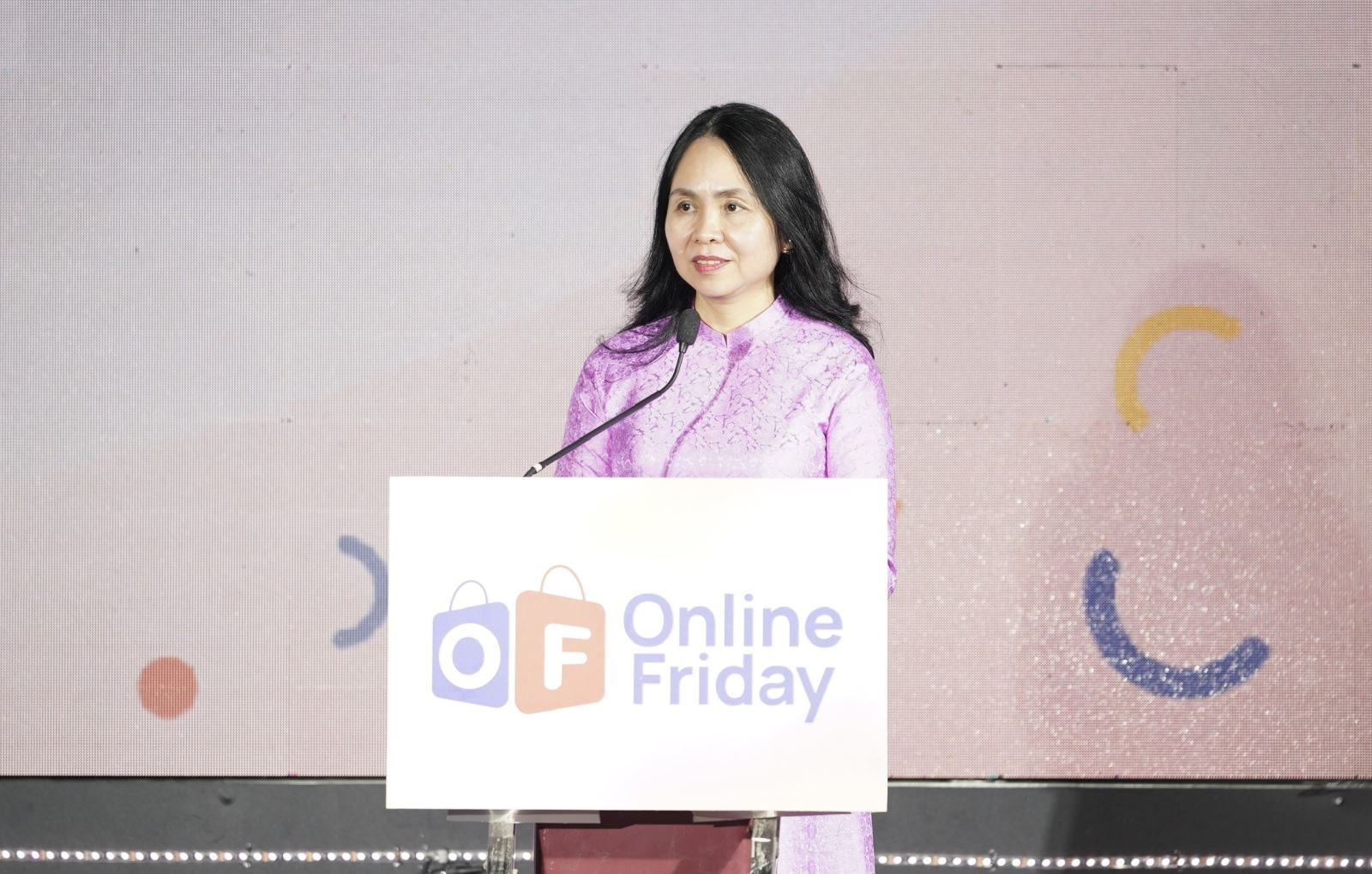 Khai mạc Ngày mua sắm trực tuyến lớn nhất trong năm- Ảnh 2. Khai mạc Ngày mua sắm trực tuyến lớn nhất trong năm- Ảnh 2.