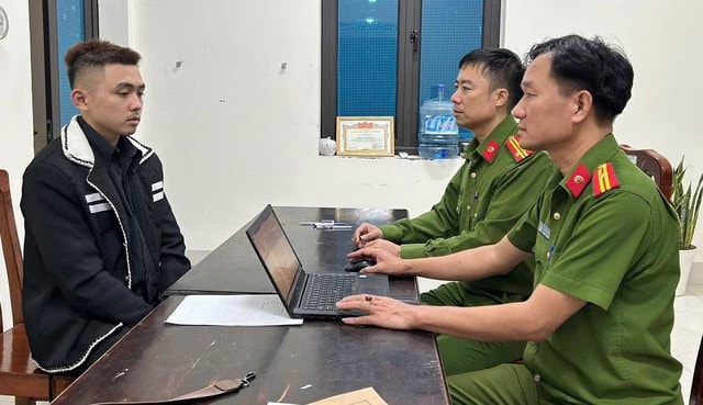 Bí ẩn bóng đen xuất hiện lúc rạng sáng tại phòng ngủ của người phụ nữ ở Tam Đảo- Ảnh 1. Bí ẩn bóng đen xuất hiện lúc rạng sáng tại phòng ngủ của người phụ nữ ở Tam Đảo- Ảnh 1.