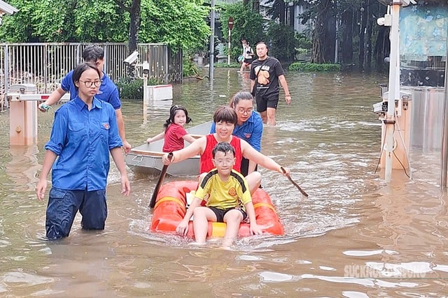 Miền Trung bước vào đợt mưa rất lớn- Ảnh 2. Miền Trung bước vào đợt mưa rất lớn- Ảnh 2.