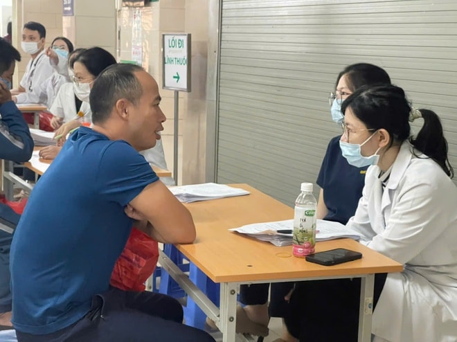 Chuyên gia Bệnh viện Bạch Mai: Khó thở, ho mãn tính đừng chủ quan, hãy nghĩ đến COPD- Ảnh 3.