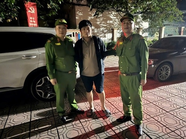 Bắt đối tượng giả danh lãnh đạo cơ quan báo chí để cưỡng đoạt tài sản- Ảnh 1. Bắt đối tượng giả danh lãnh đạo cơ quan báo chí để cưỡng đoạt tài sản- Ảnh 1.