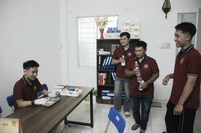 Chuyện từ những căn phòng đặc biệt (kỳ cuối): Cánh tay nối dài của y, bác sĩ- Ảnh 3. Chuyện từ những căn phòng đặc biệt (kỳ cuối): Cánh tay nối dài của y, bác sĩ- Ảnh 3.