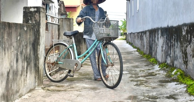 Vượt mặc cảm của 'căn bệnh thế kỷ' để đồng hành với những mảnh đời mang 