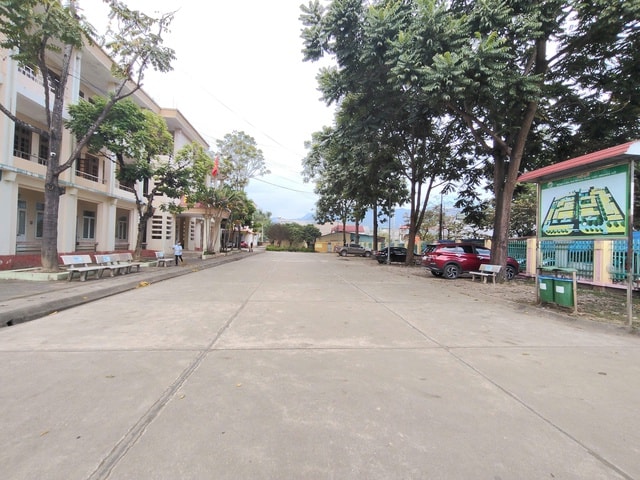 BVĐK số 3 Lào Cai duy trì hiệu quả mô hình Cơ sở y tế xanh – sạch – đẹp, vượt chuẩn về quản lý chất thải y tế- Ảnh 5. BVĐK số 3 Lào Cai duy trì hiệu quả mô hình Cơ sở y tế xanh – sạch – đẹp, vượt chuẩn về quản lý chất thải y tế- Ảnh 5.