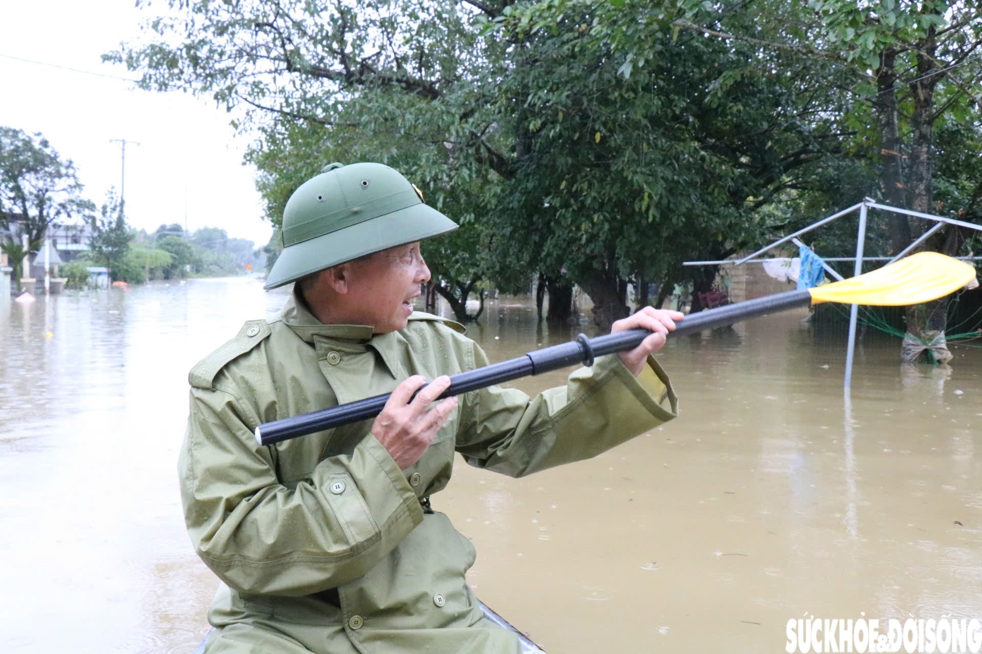 Lũ dâng hơn 2m nhấn chìm ngôi làng miền núi ở Huế- Ảnh 7.