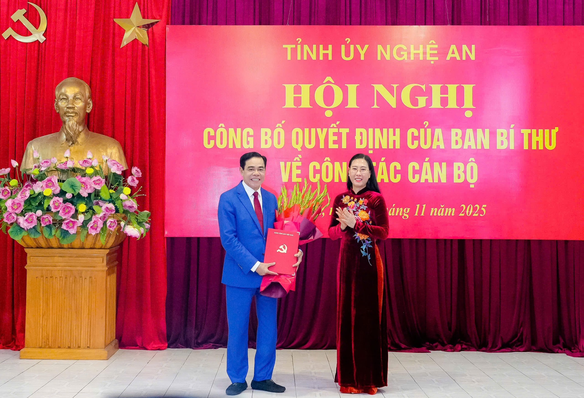 Chủ tịch tỉnh Hà Tĩnh Võ Trọng Hải giữ chức Phó Bí thư Tỉnh ủy Nghệ An- Ảnh 1.