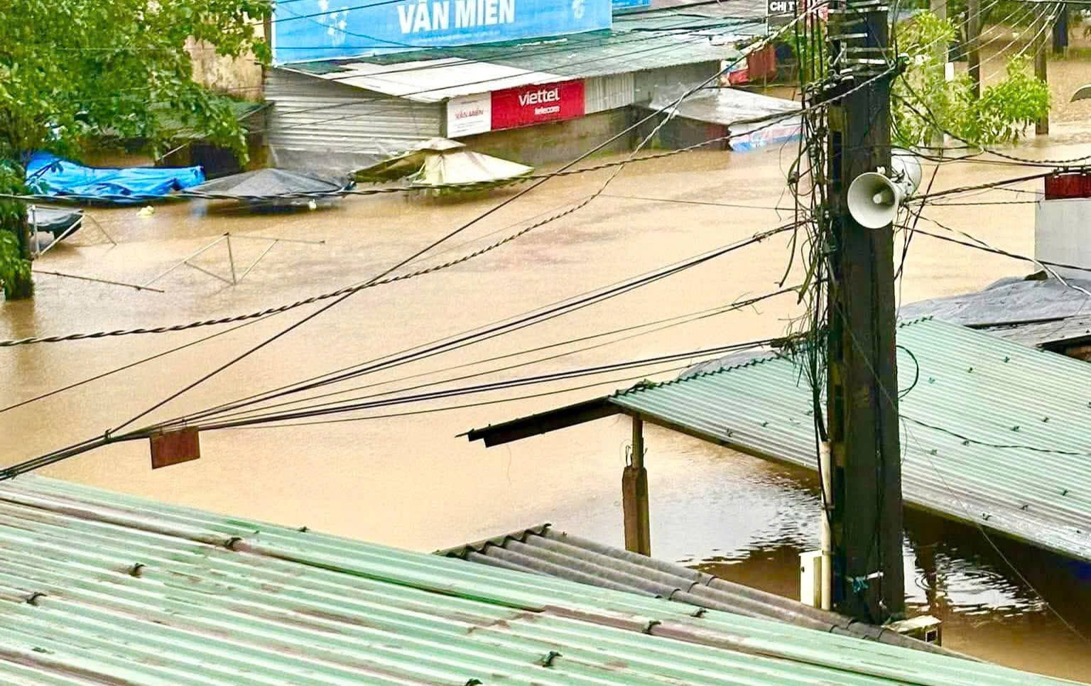 Hơn 170 hộ dân Phong Điền, Huế chìm trong nước lũ- Ảnh 4.