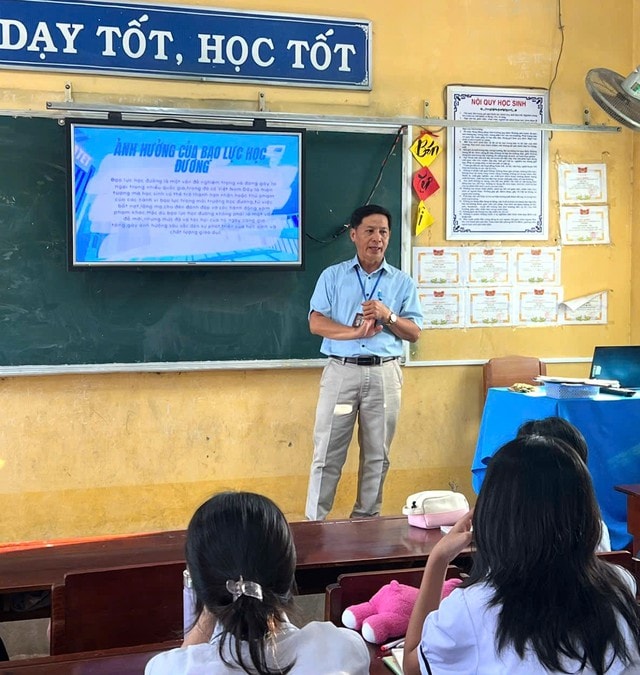 Công nghệ đổi thay, sứ mệnh người thầy vẫn bền vững- Ảnh 1.