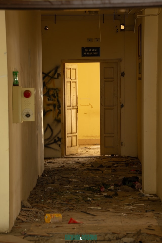 Hà Nội: Cận cảnh khu nhà tái định cư hoang tàn sau hơn 10 năm hoàn thành- Ảnh 7.