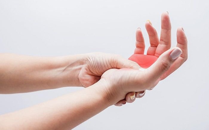 11 biểu hiện thầm lặng cho thấy bạn đang thiếu canxi- Ảnh 1.