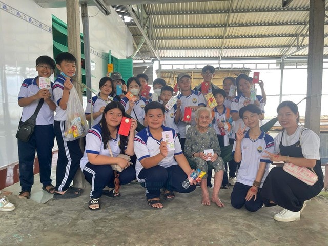 'Dù công nghệ thay đổi nhanh đến đâu, người thầy vẫn là điểm tựa giúp học trò trưởng thành'- Ảnh 2. 'Dù công nghệ thay đổi nhanh đến đâu, người thầy vẫn là điểm tựa giúp học trò trưởng thành'- Ảnh 2.