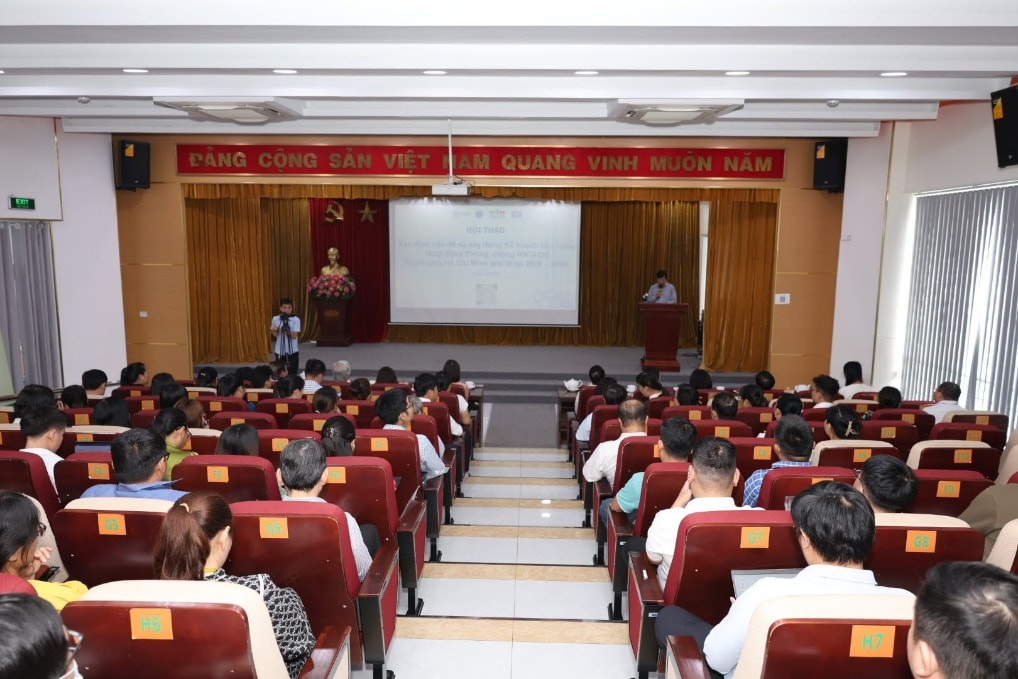 Khoa Phòng, chống HIV/AIDS và các bệnh truyền nhiễm mạn tính: Điểm sáng tiên phong trong hành trình chấm dứt đại dịch AIDS tại TP. Hồ Chí Minh- Ảnh 1. Khoa Phòng, chống HIV/AIDS và các bệnh truyền nhiễm mạn tính: Điểm sáng tiên phong trong hành trình chấm dứt đại dịch AIDS tại TP. Hồ Chí Minh- Ảnh 1.