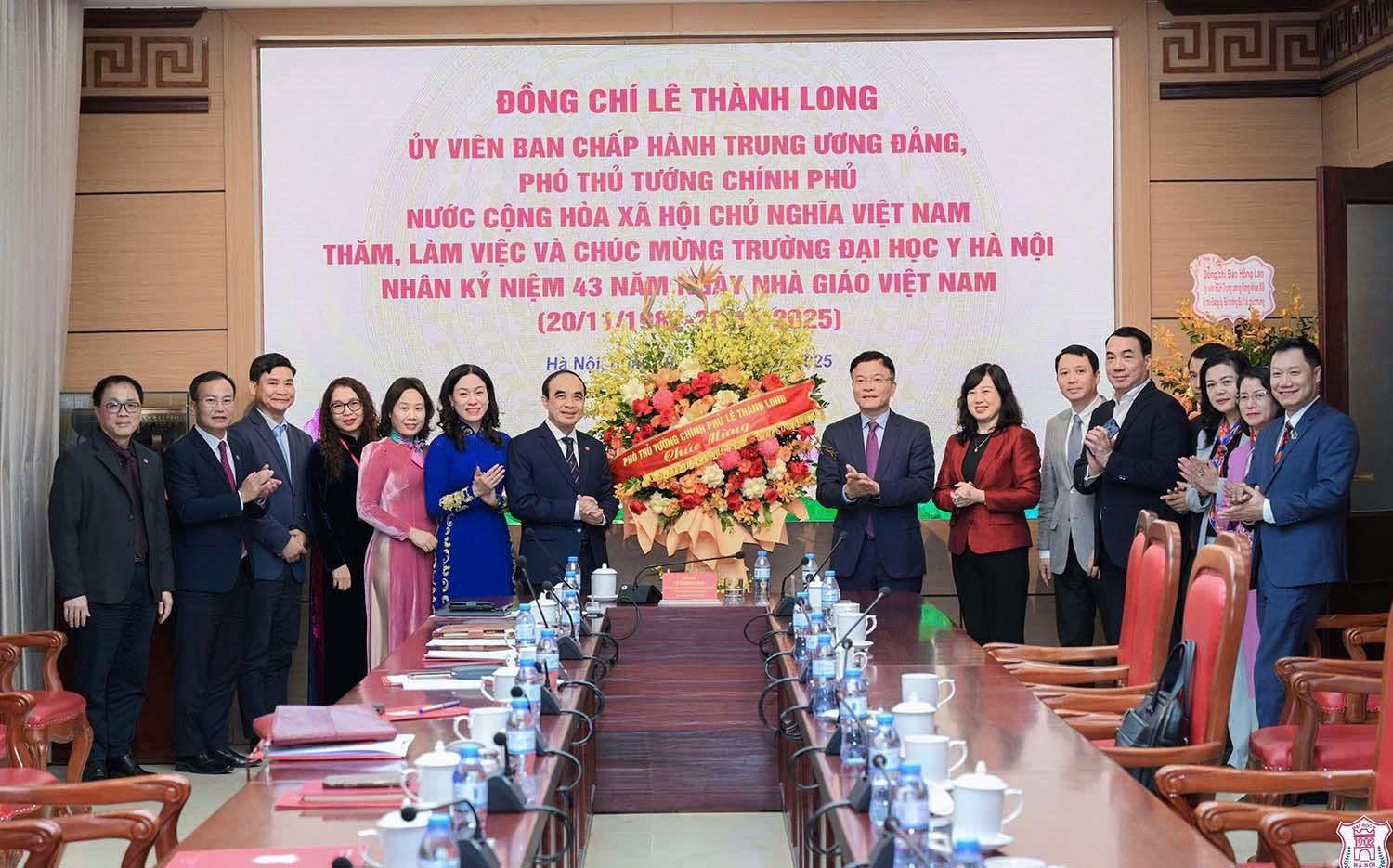 Thời cơ đặc biệt cho sự phát triển của Trường Đại học Y Hà Nội- Ảnh 1.