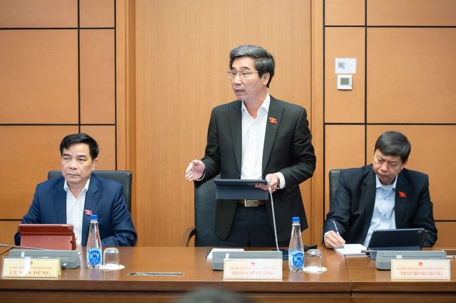 Đại biểu Quốc hội: Có chuyện 'nấn ná' giao đất để nhận thêm tiền bồi thường- Ảnh 1.