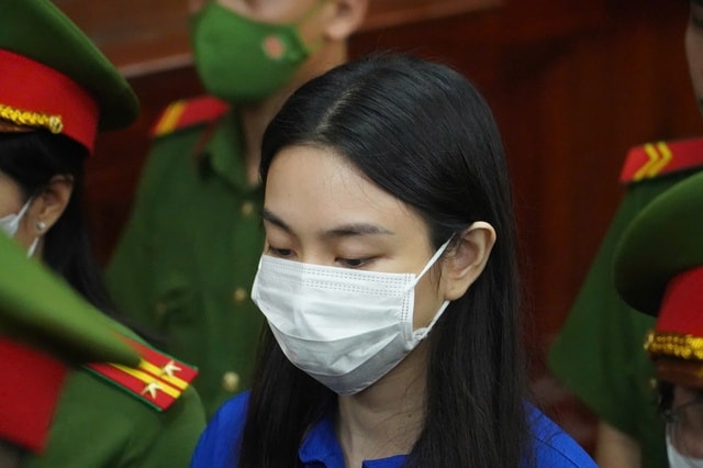 Hằng 'du mục' khóc trước tòa vì làm ảnh hưởng tới con- Ảnh 3.