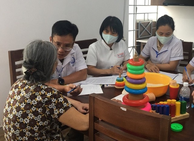 Nâng cao năng lực phục hồi chức năng tại cộng đồng- Ảnh 1. Nâng cao năng lực phục hồi chức năng tại cộng đồng- Ảnh 1.