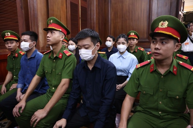 Thuỳ Tiên, Quang Linh Vlogs, Hằng Du Mục bị đề nghị từ 2 năm đến 2 năm 6 tháng tù- Ảnh 1.