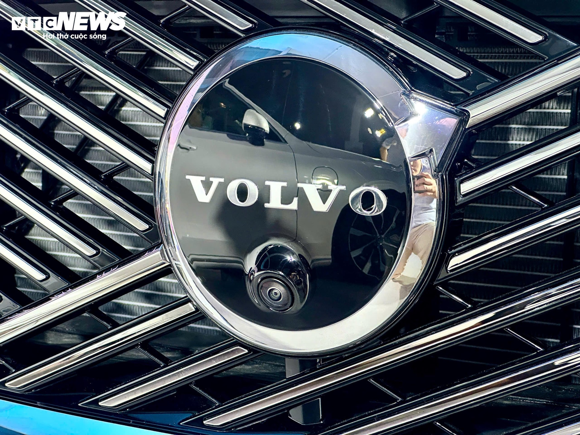 Volvo ra mắt XC60 và S90 mới tại Việt Nam, nâng cấp thiết kế và công nghệ - 2