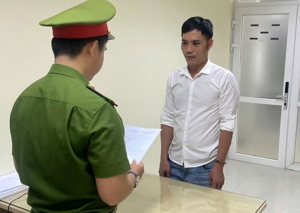 Khởi tố thanh niên tổ chức khai thác vàng trái phép- Ảnh 1. Khởi tố thanh niên tổ chức khai thác vàng trái phép- Ảnh 1.