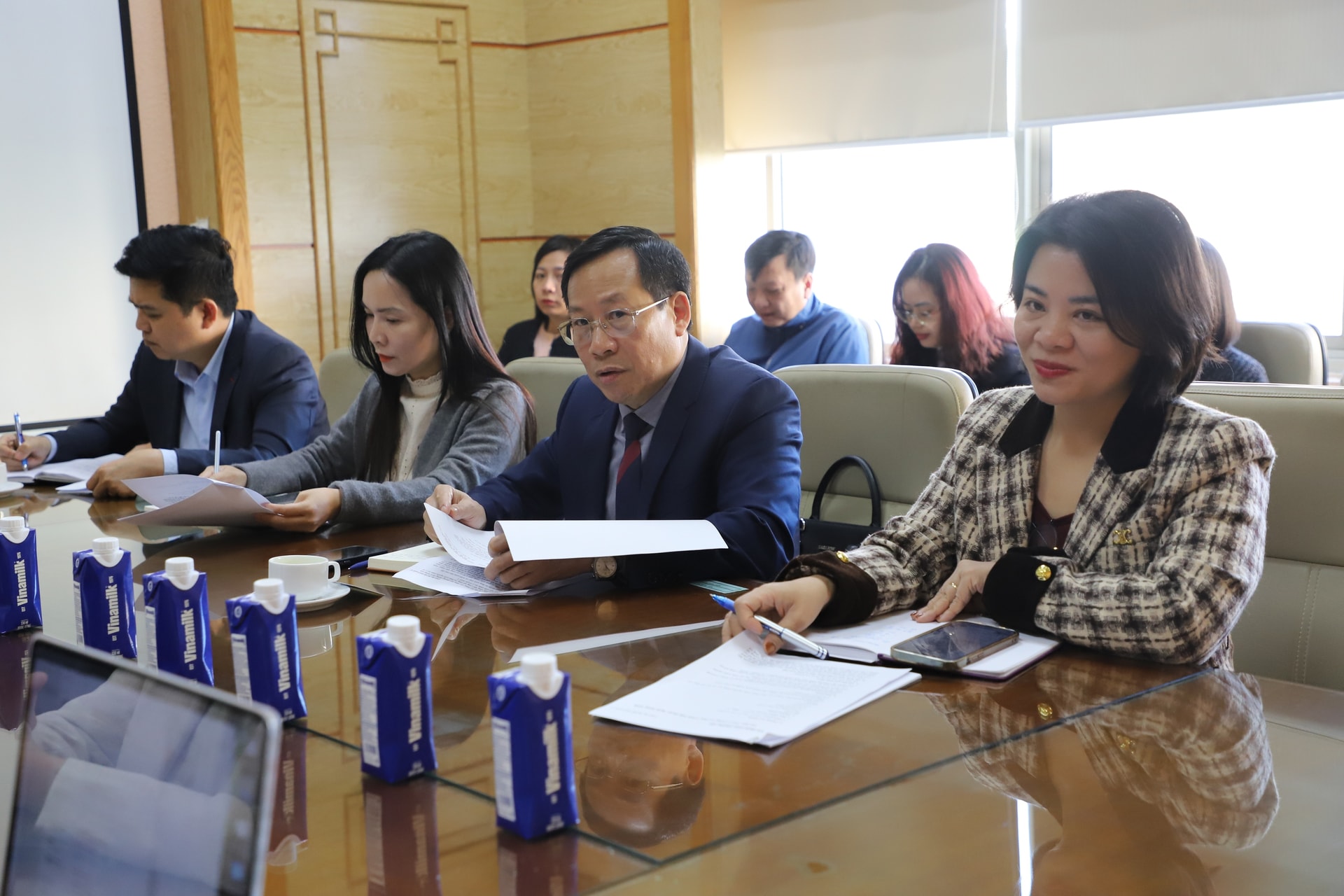 Thứ trưởng Bộ Y tế Lê Đức Luận tiếp đoàn Ngân hàng Phát triển Châu Á- Ảnh 1. Thứ trưởng Bộ Y tế Lê Đức Luận tiếp đoàn Ngân hàng Phát triển Châu Á- Ảnh 1.