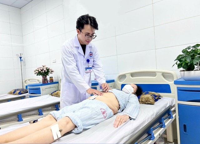 Thoát khỏi nỗi ám ảnh hội chứng ruột kích thích nhờ phác đồ kết hợp tại Bệnh viện Y học cổ truyền Nghệ An- Ảnh 1.