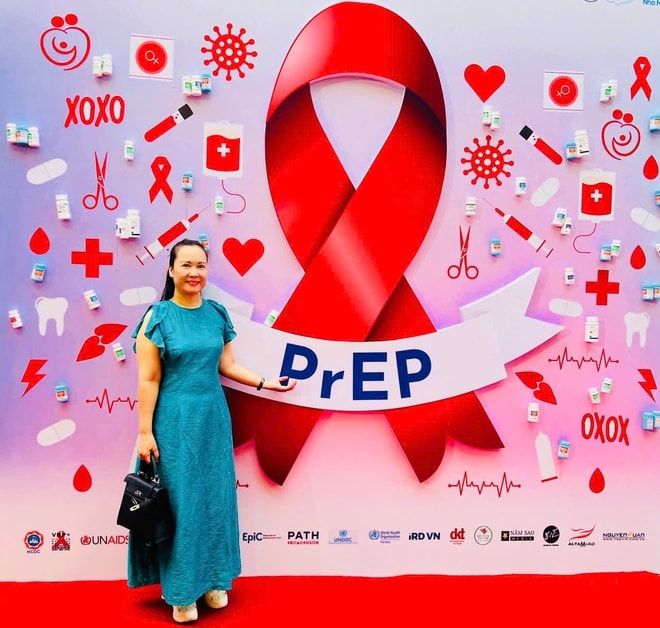 Anh hùng châu Á Phạm Thị Huệ: Người phá vỡ 'bức tường' kỳ thị và hành trình SỐNG ĐẸP- Ảnh 11. Anh hùng châu Á Phạm Thị Huệ: Người phá vỡ 'bức tường' kỳ thị và hành trình SỐNG ĐẸP- Ảnh 11.