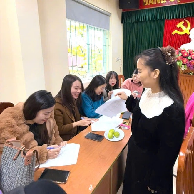 Anh hùng châu Á Phạm Thị Huệ: Người phá vỡ 'bức tường' kỳ thị và hành trình SỐNG ĐẸP- Ảnh 13. Anh hùng châu Á Phạm Thị Huệ: Người phá vỡ 'bức tường' kỳ thị và hành trình SỐNG ĐẸP- Ảnh 13.