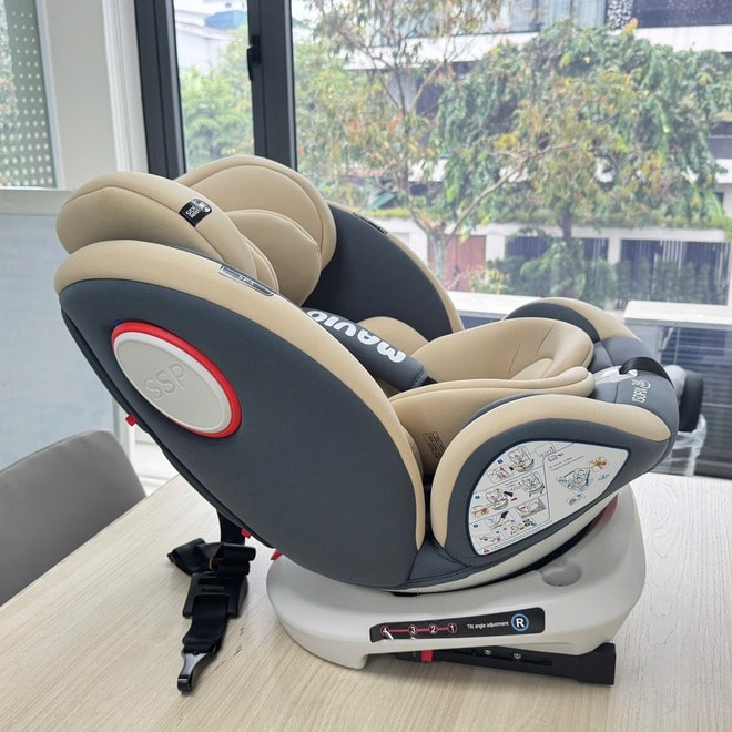Phụ huynh đổ xô tìm mua ghế an toàn cho trẻ em trên ô tô trước quy định mới- Ảnh 3. Phụ huynh đổ xô tìm mua ghế an toàn cho trẻ em trên ô tô trước quy định mới- Ảnh 3.