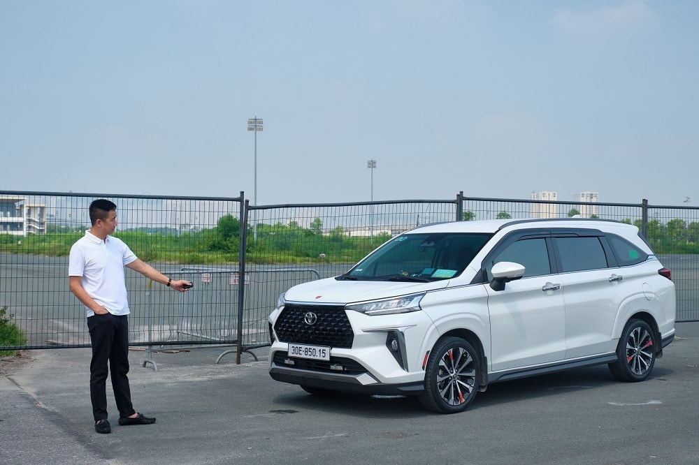 Veloz Cross được nhiều tài xế dịch vụ tin tưởng lựa chọn.