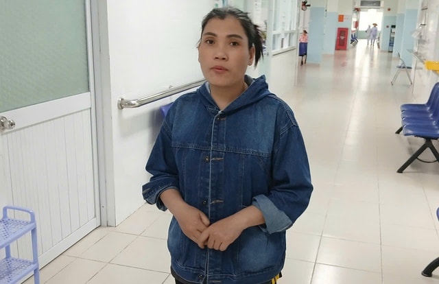 Người dân vùng ngập sâu ở Nha Trang chạy vào bệnh viện tránh lũ- Ảnh 3.