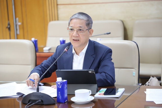 Tiếp thu, chỉnh lý dự thảo Luật Phòng bệnh: Lấy người dân làm trung tâm, phòng bệnh suốt đời, từ sớm, từ xa- Ảnh 4. Tiếp thu, chỉnh lý dự thảo Luật Phòng bệnh: Lấy người dân làm trung tâm, phòng bệnh suốt đời, từ sớm, từ xa- Ảnh 4.