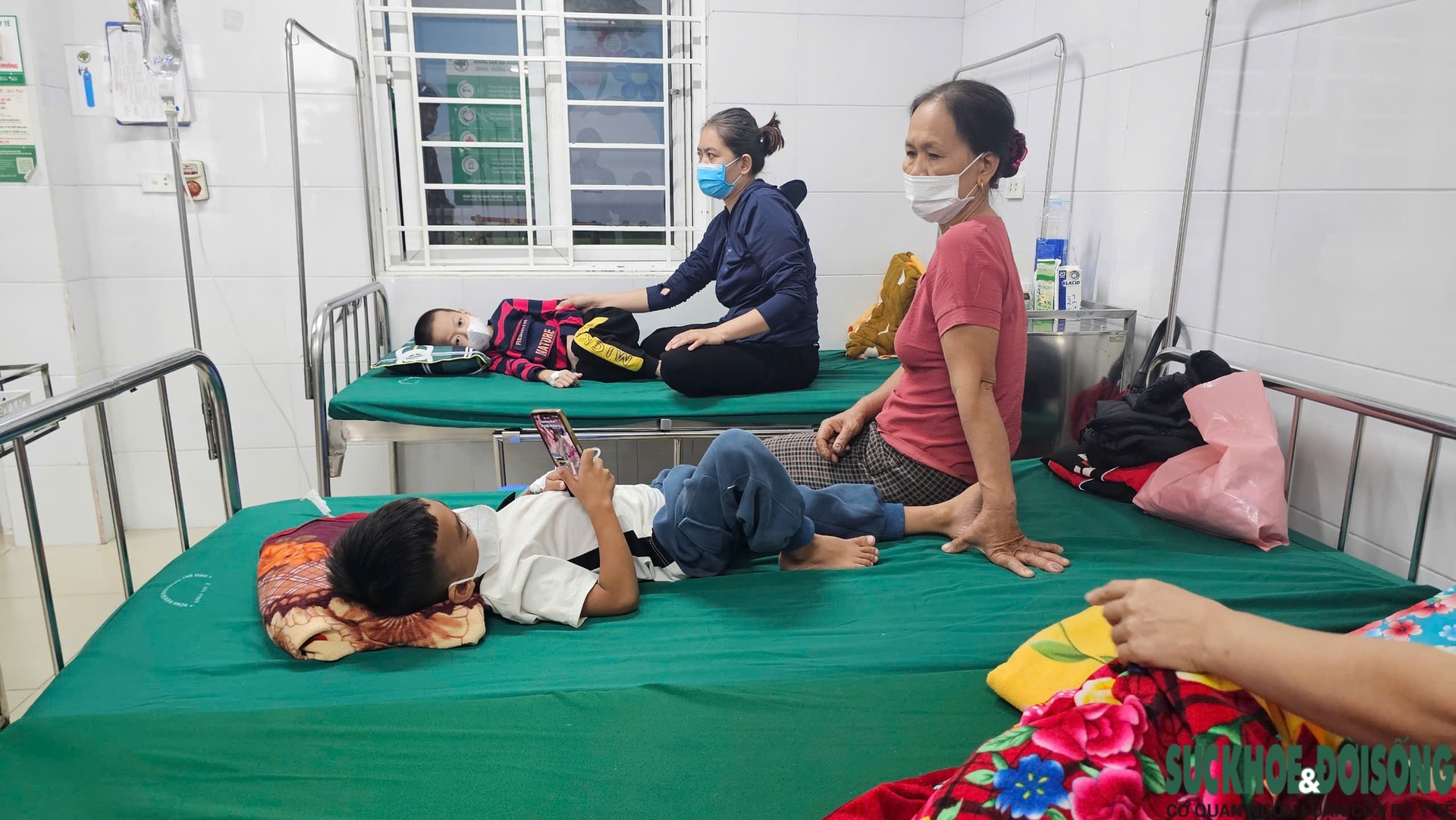 Thời tiết giao mùa bệnh hô hấp gia tăng mạnh, người dân không tự ý sử dụng Tamiflu- Ảnh 3.