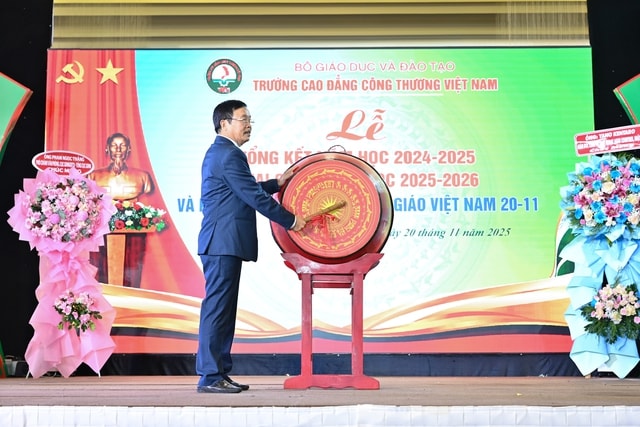 Trường Cao đẳng Công Thương Việt Nam khai giảng năm học mới tại TPHCM- Ảnh 1. Trường Cao đẳng Công Thương Việt Nam khai giảng năm học mới tại TPHCM- Ảnh 1.