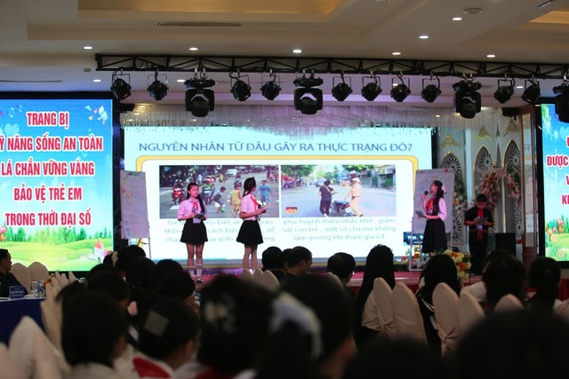 Nghệ An gửi thông điệp mạnh mẽ tại Diễn đàn Trẻ em 2025: Không trẻ nào bị bỏ lại phía sau- Ảnh 3. Nghệ An gửi thông điệp mạnh mẽ tại Diễn đàn Trẻ em 2025: Không trẻ nào bị bỏ lại phía sau- Ảnh 3.