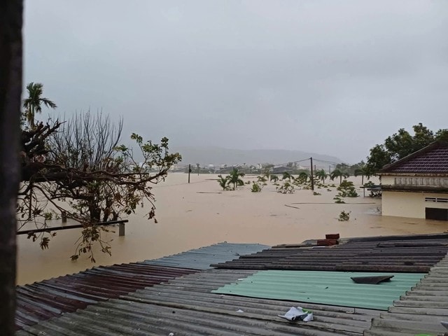 Những đặc điểm hiếm gặp của đợt mưa lũ lịch sử ở miền Trung- Ảnh 2.