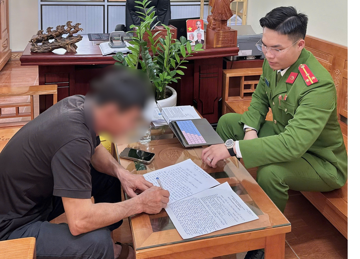 Xúc phạm danh dự người khác trên mạng xã hội, người đàn ông bị xử phạt 7,5 triệu đồng- Ảnh 1.