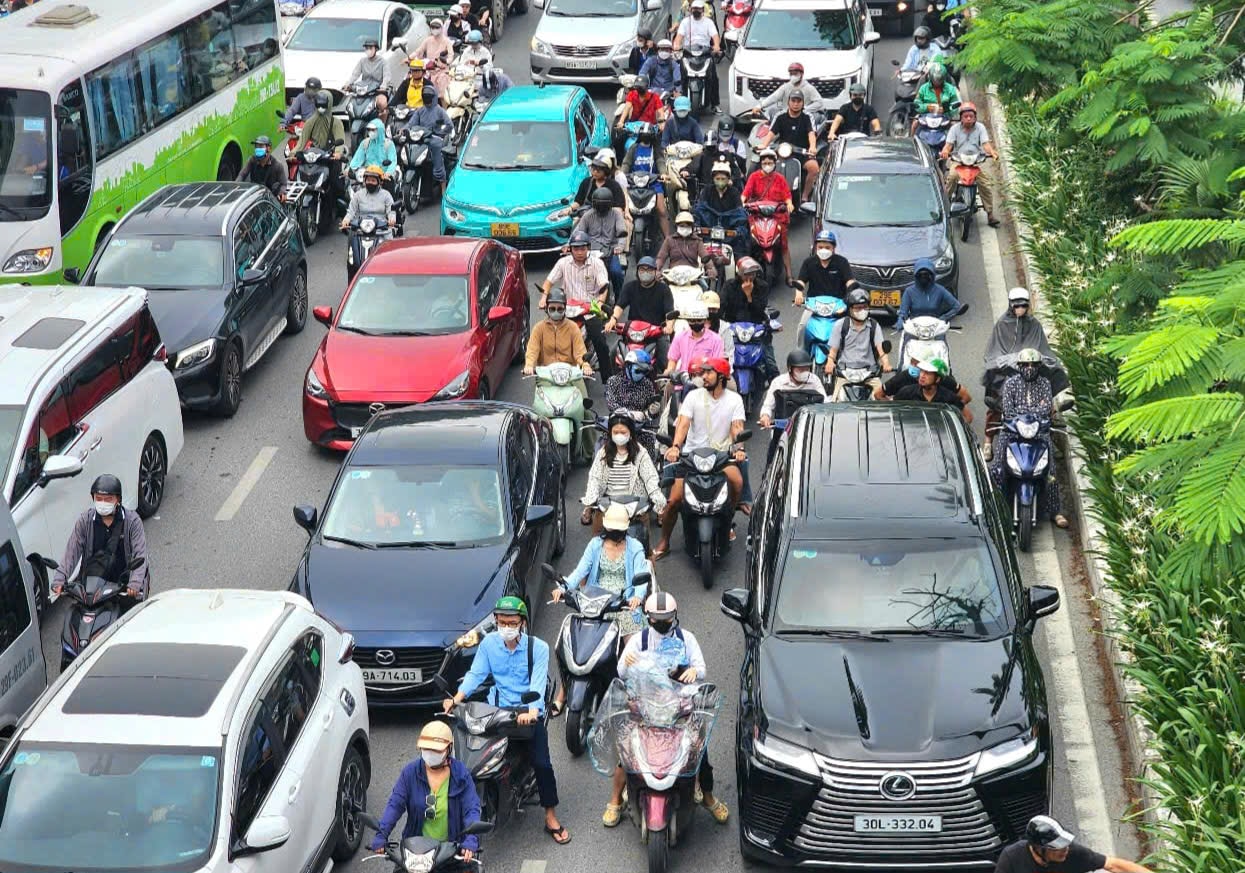 Hà Nội dự kiến hỗ trợ tối đa 20 triệu đồng cho người dân đổi xe máy điện- Ảnh 1.