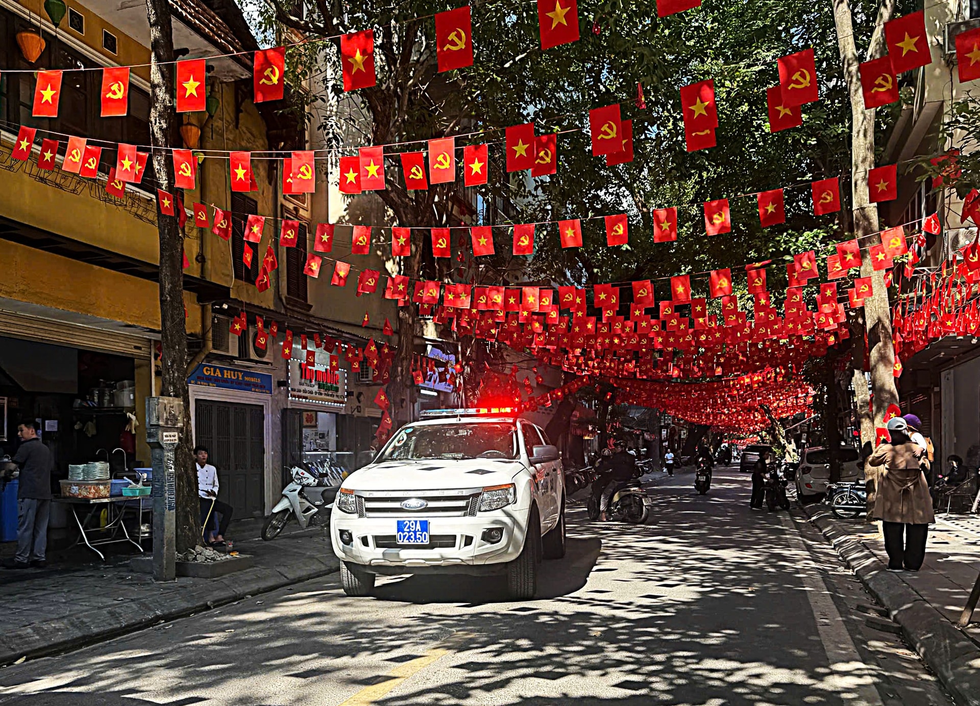 Tràn lan vi phạm trật tự đô thị tại 3 'phường kiểu mẫu' của Hà Nội- Ảnh 3.