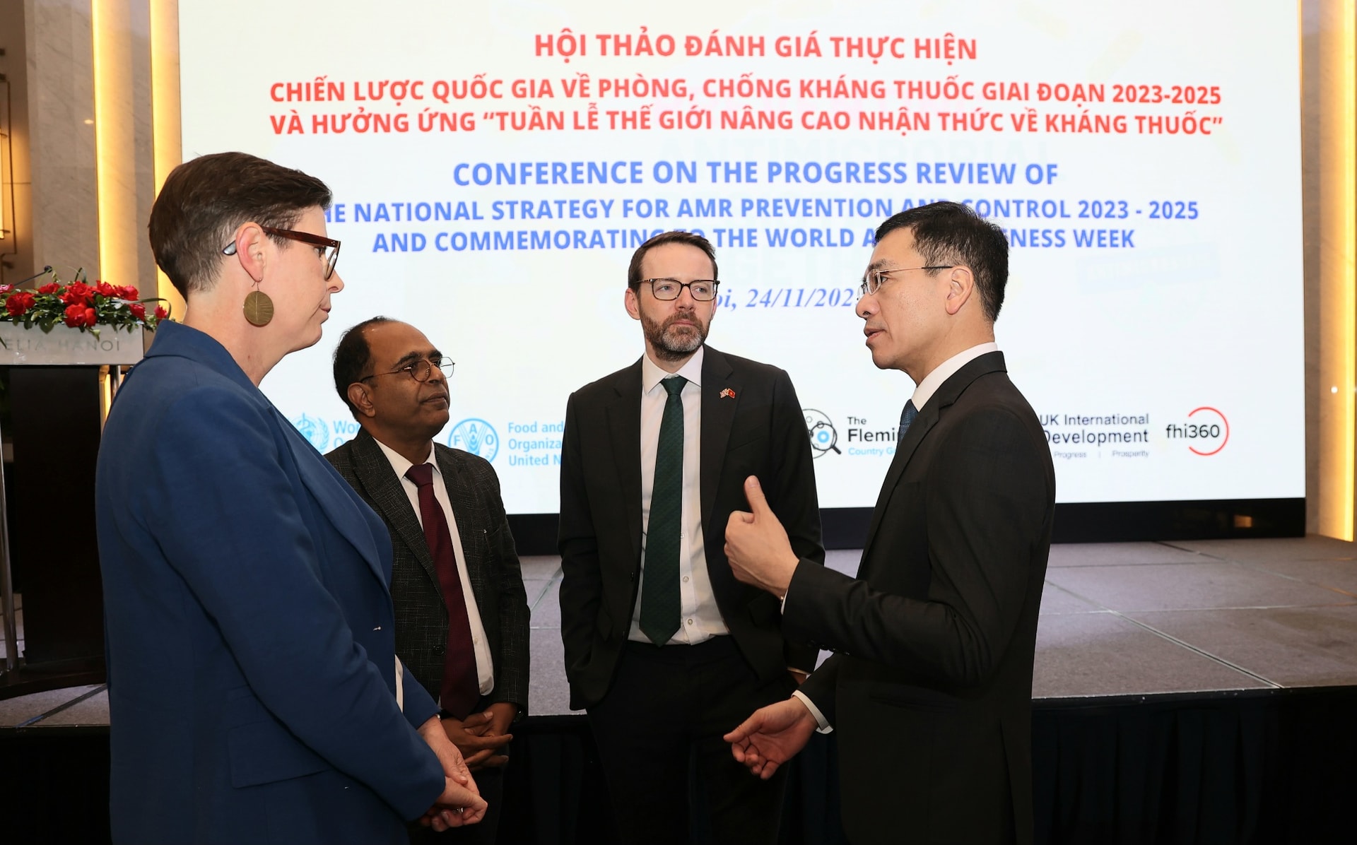 Thứ trưởng Trần Văn Thuấn: Tốc độ xuất hiện các chủng vi sinh vật kháng thuốc mới ngày càng nhanh- Ảnh 5.