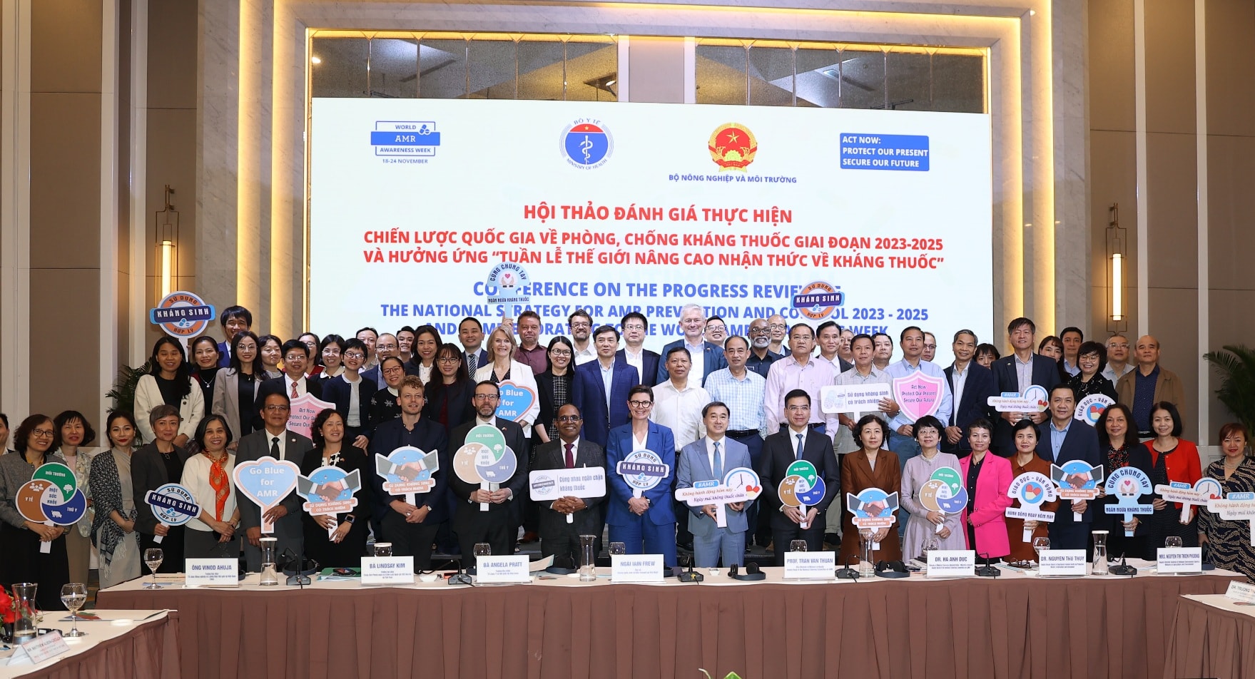 Thứ trưởng Trần Văn Thuấn: Tốc độ xuất hiện các chủng vi sinh vật kháng thuốc mới ngày càng nhanh- Ảnh 6.