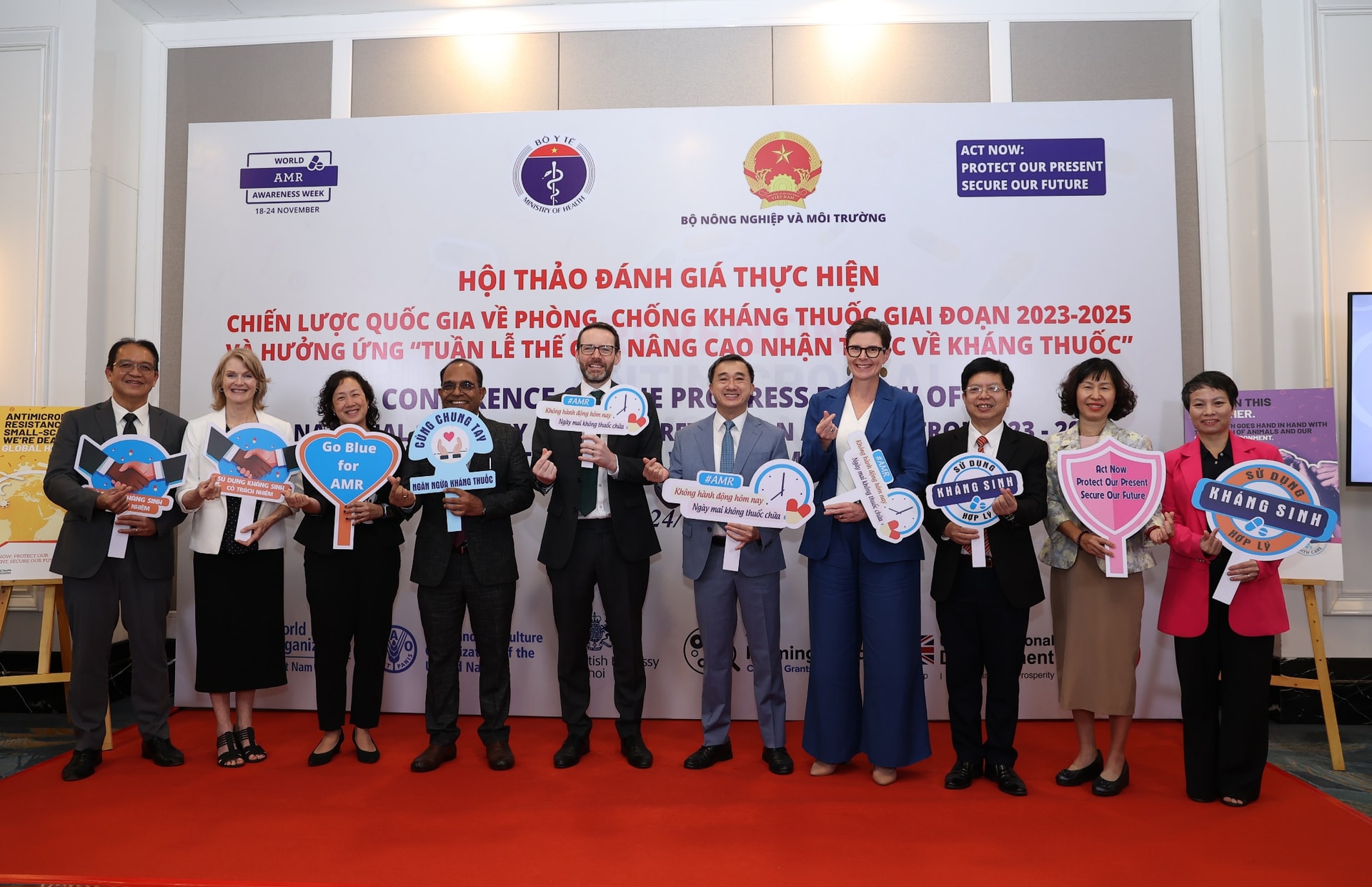 Thứ trưởng Trần Văn Thuấn: Tốc độ xuất hiện các chủng vi sinh vật kháng thuốc mới ngày càng nhanh- Ảnh 4.