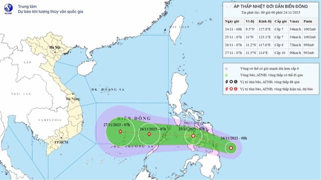 Biển Đông sắp đón bão số 15, miền Trung lại hứng mưa lớn- Ảnh 2. Biển Đông sắp đón bão số 15, miền Trung lại hứng mưa lớn- Ảnh 2.