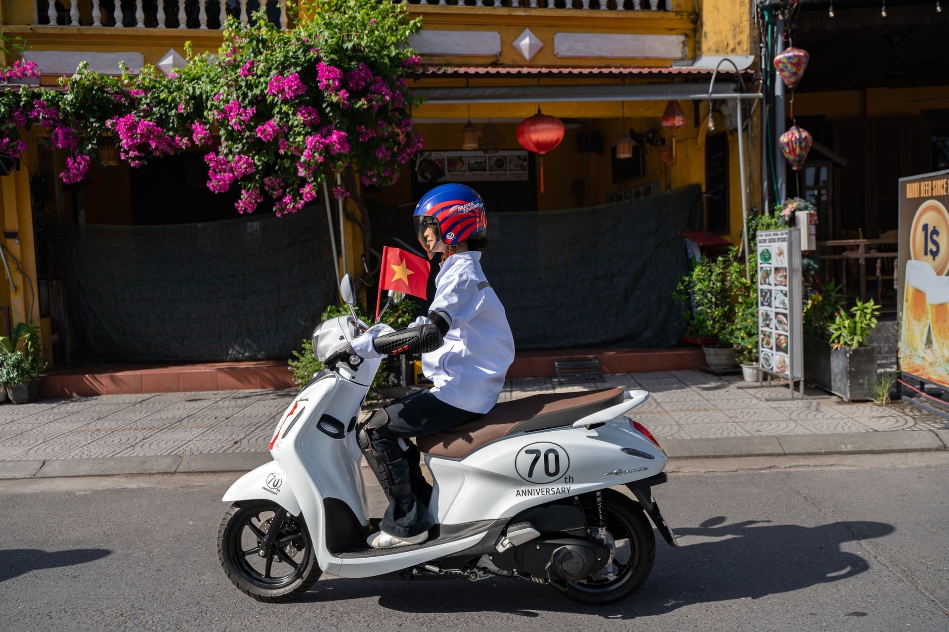 Yamaha Grande vận hành êm ái, tiết kiệm nhiên liệu.