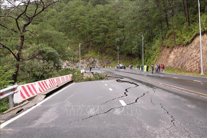 Thông xe tạm thời đèo Prenn, cửa ngõ trung tâm tỉnh lỵ Lâm Đồng- Ảnh 1.