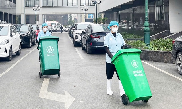 Phân loại rác thải y tế tại nguồn để giảm thiểu ô nhiễm- Ảnh 1.