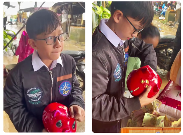 Xúc động hình ảnh cô bé mang xấp tiền lẻ gửi ủng hộ bà con vùng lũ- Ảnh 2.